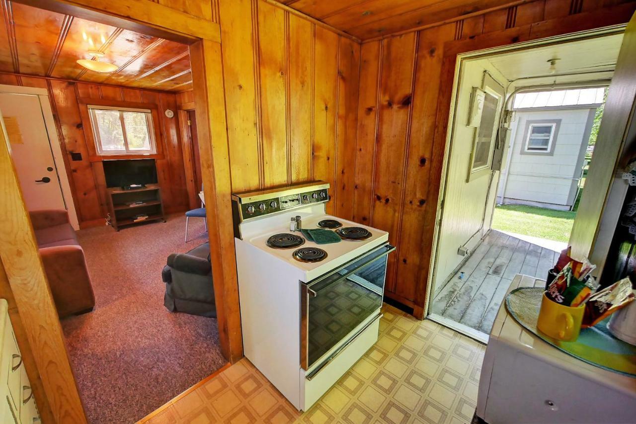 Idle A While Cabins Twisp Eksteriør bilde